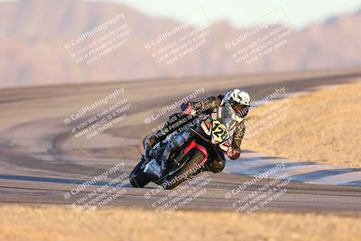 media/Dec-05-2025-CVMA Friday Practice (Fri) [[303bad9a84]]/3-Racer 3 (NRS)/Mock Race/